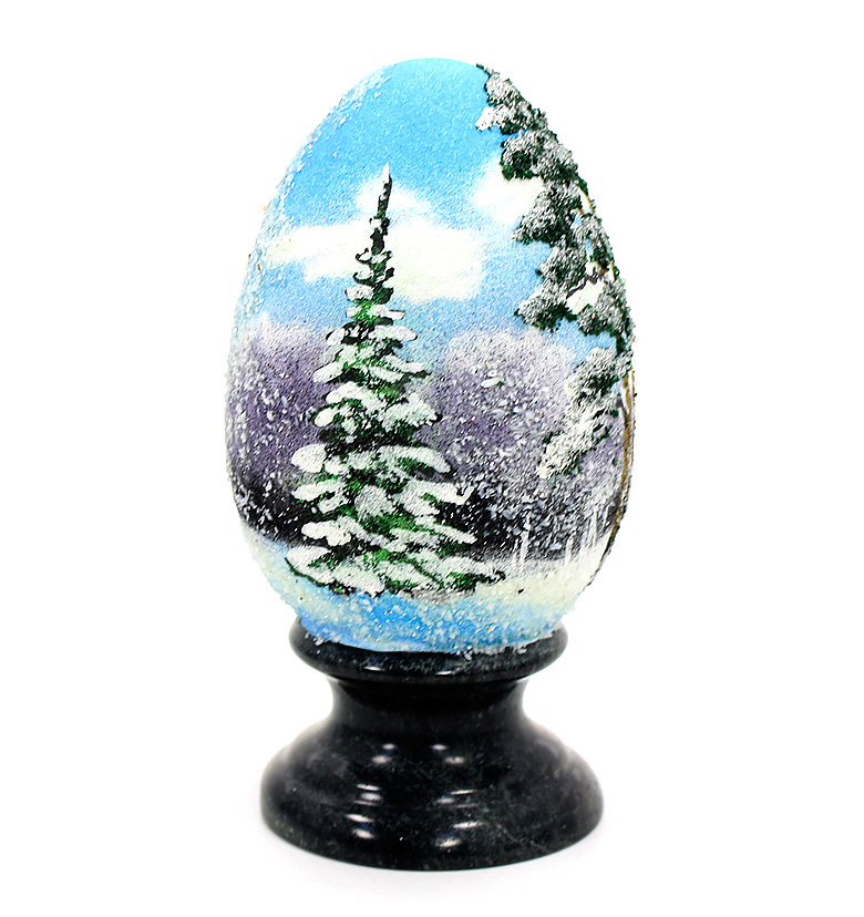 Яйцо на подставке с рисунком "Зима"